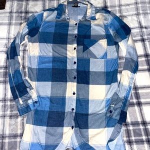 Light summer flannel, medium sized, old navy